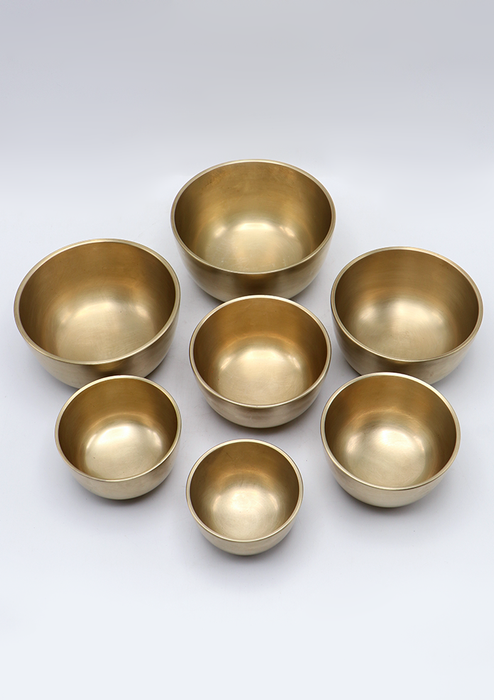 Seven Chakra Singing Bowl Tuned Set of 7 with  Cushion and Mallet