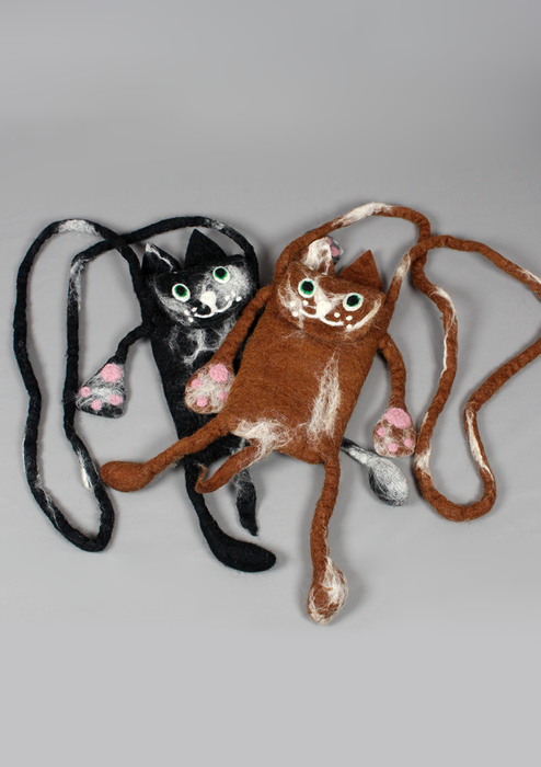 Felt Cat Design Mobile Purse