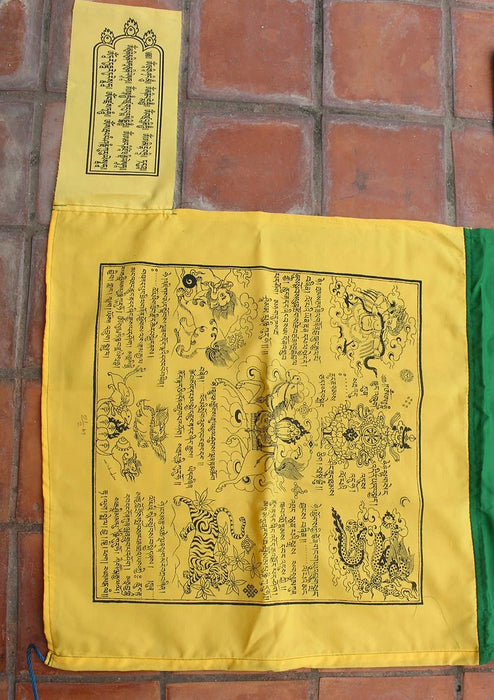 High Quality Traditional Poly-Cotton Vertical Prayer Flags