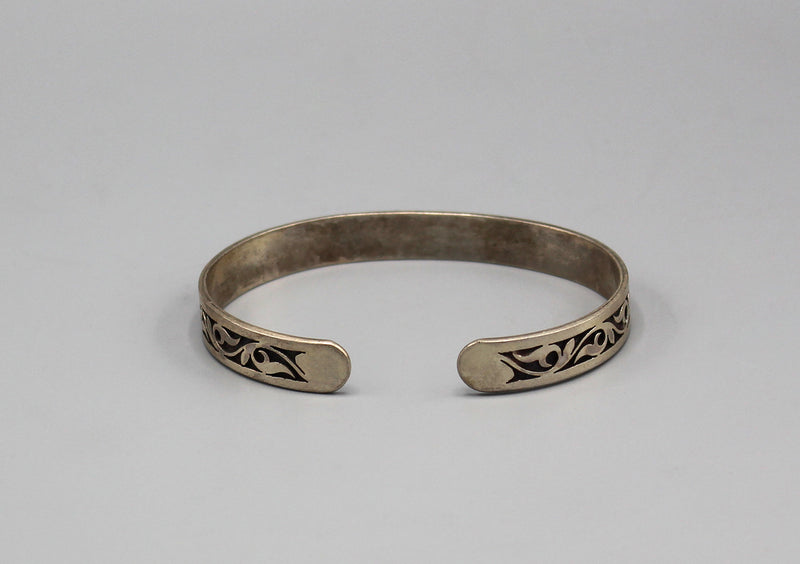 Om Mani Meditation Sterling Silver Bracelet - nepacrafts