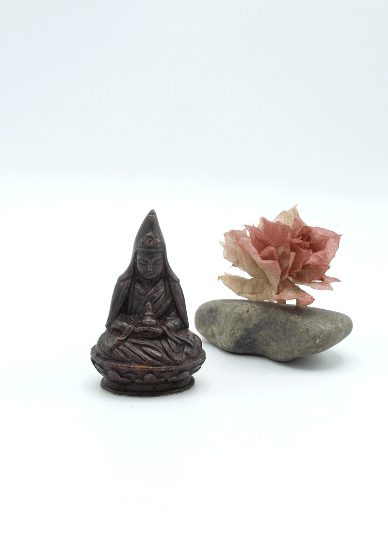 Copper  Mini Guru Dewa Medaitating Statue 2"