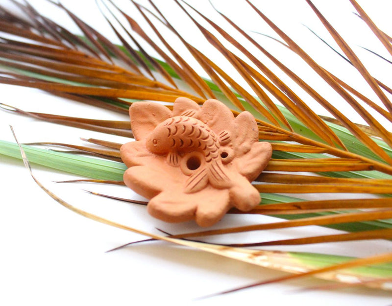 Fish On A Leaf Clay Incense Burner - nepacrafts