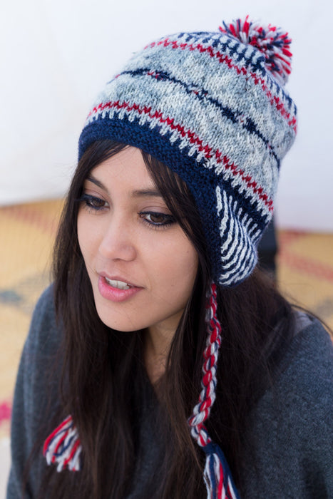 Woolen Snow Flake Design Sherpa Hat - nepacrafts