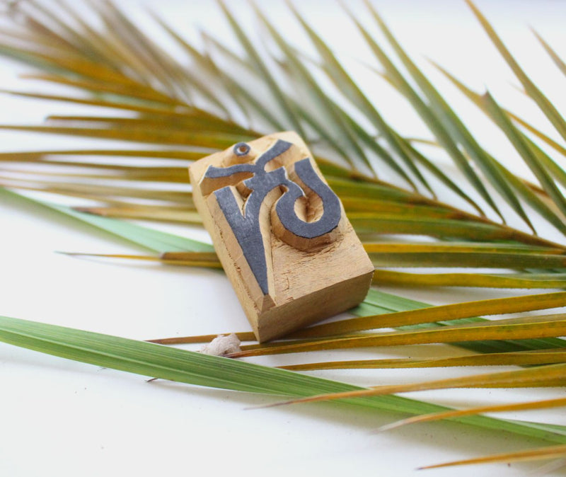 Tibetan Om Wooden Stamp - nepacrafts