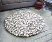 Natural River Pebbles Felt Rug, 100 cm Felt Wool Pebble Rug, 5cm Felt Balls - nepacrafts