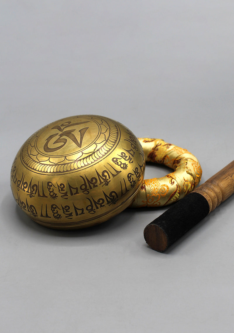 Fine Carving Endless Knot Tibetan Singing Bowl