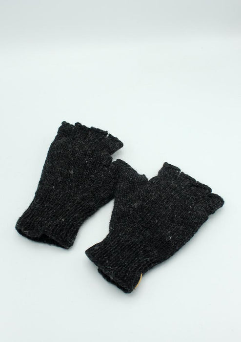Beautiful Black Color Gloves with Flower