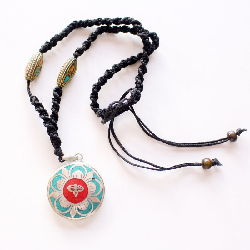 Inlaid Flower Buddha Eye Pendant - nepacrafts