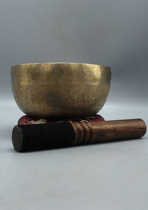 Handmade Antique Thadobati Singing Bowl
