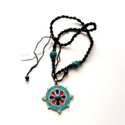 Circle of Flower White Metal Pendant - nepacrafts
