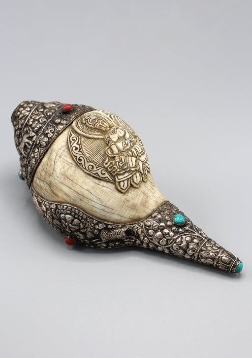 Zambala Kubera Carving Conch Shell with Turquoise and Coral Decoration - nepacrafts