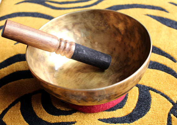 Hand Hammered Singing Bowls 18cm