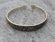 Lucky Symbols Geometric White Metal Bracelet - nepacrafts