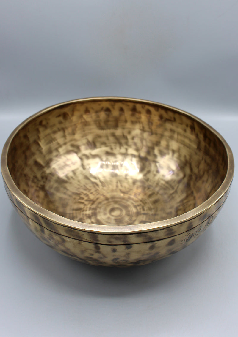 Full Moon Sound Therapy Tibetan Singing Bowl Note B