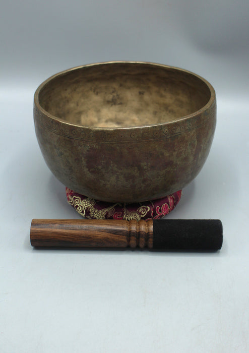 Tibetan Thadobati Thick Singing Bowl with Pinhole Arts 7" 920 gm