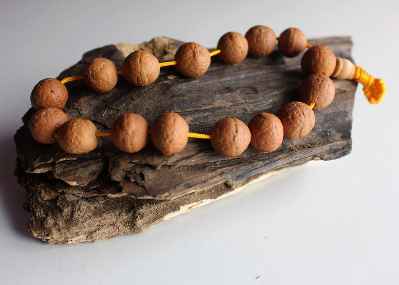 Natural Bodhi Seed Wrist Mala - nepacrafts