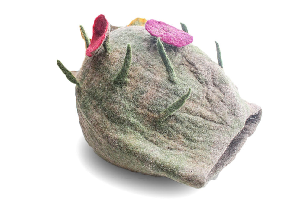 Hand Felted Wool Green Cat House, Cat Bed - nepacrafts