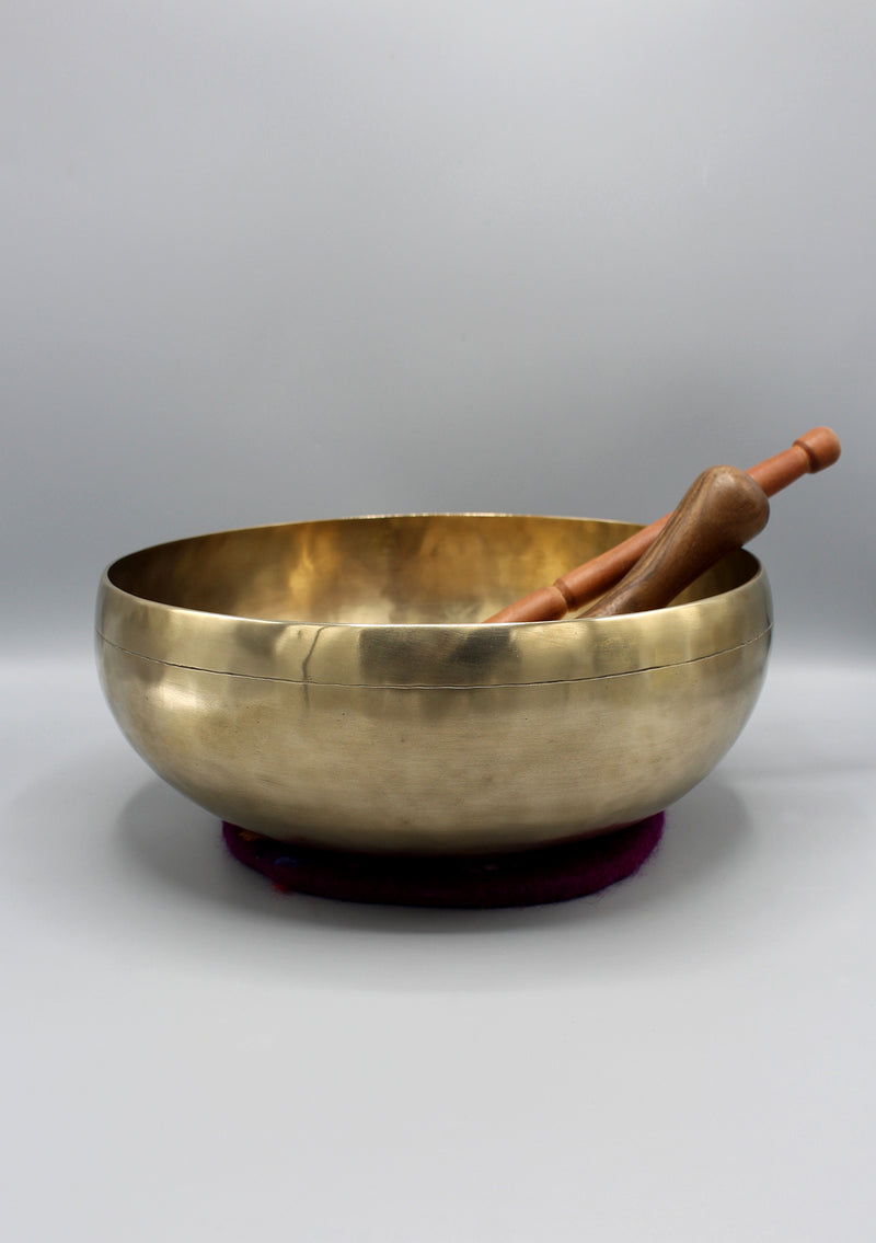 Hand Hammered Plain Large Tibetan Singing Bowl 11.5"