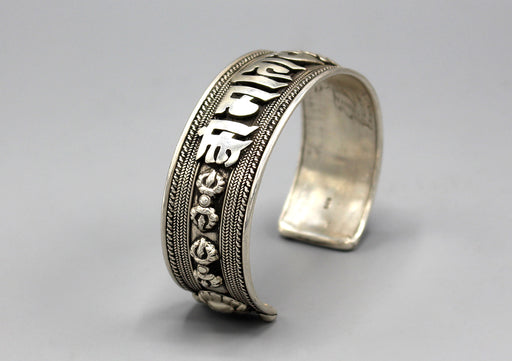 Ranjana Script Om Mani Padhme Hum Sterling Silver Bracelet - nepacrafts