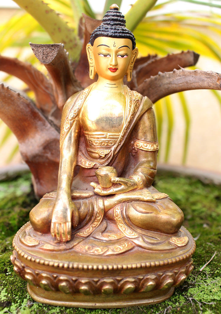 Gold Plated 6" High Shakyamuni Buddha Statue - nepacrafts
