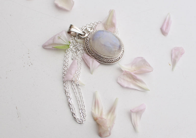 Radient Moonstone Pendant with Silver Chain 925 Silver Sterling - nepacrafts