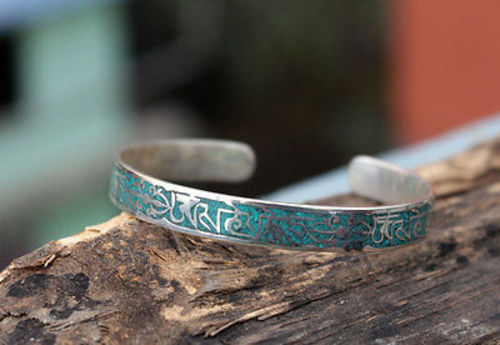 Om Mani  adjustable Silverplated Tibetan Bracelet