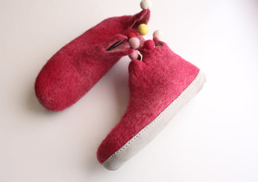 Trendy Pink Felt Slipper from Nepal - nepacrafts