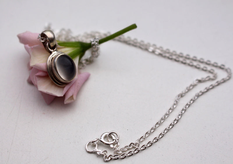 Glorious 925 Silver Sterling Moonstone Pendant - nepacrafts
