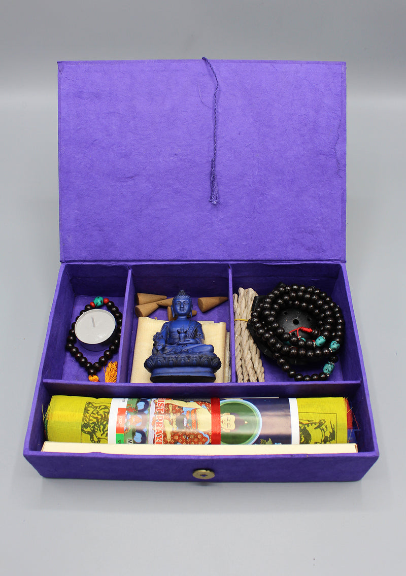 Prayer Flags, Mala and Statue Buddhist Travel Altar Box