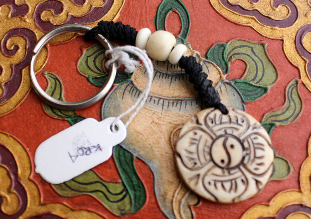 Round Shape Hand Carved Key Chain From Nepal - nepacrafts