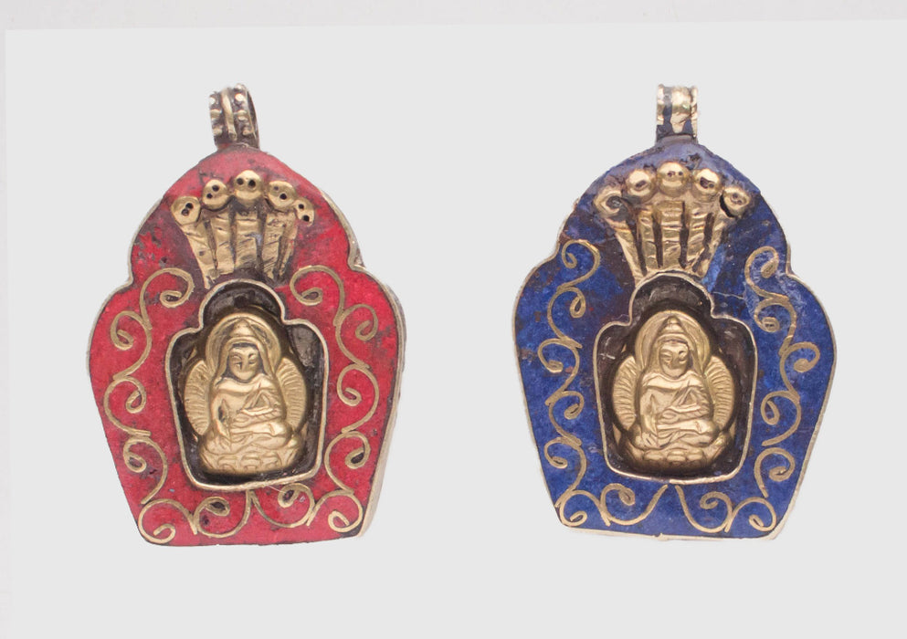 Brass Shakyamuni Buddha Inlaid Pendant - nepacrafts