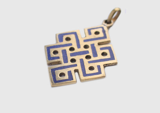 Endless Eternal Knot Pendant - nepacrafts