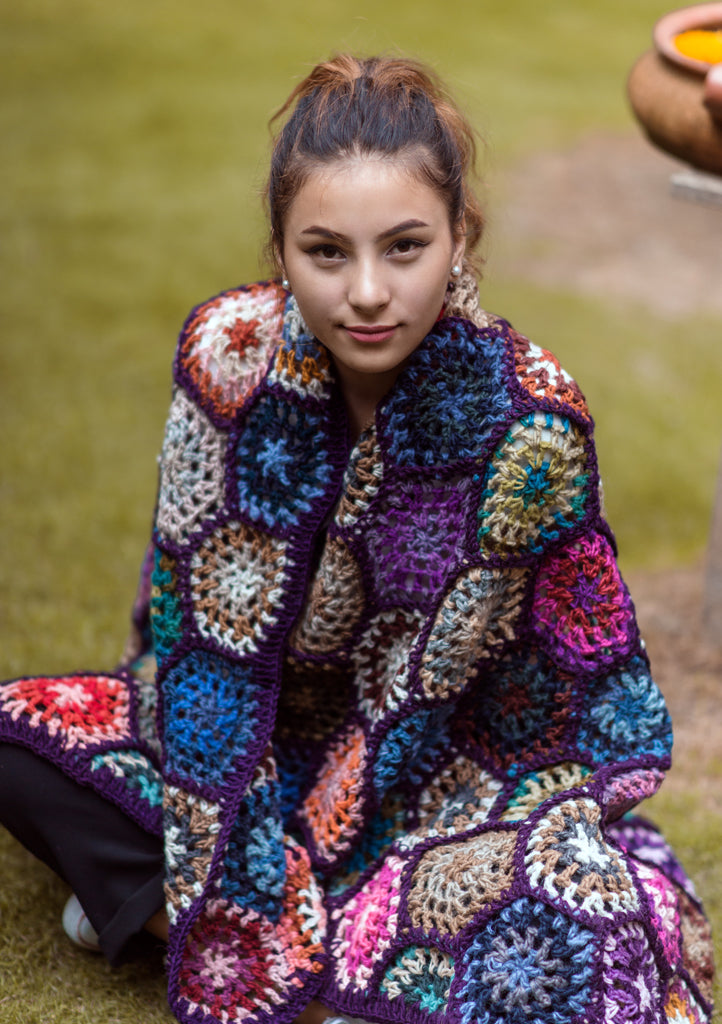 Lavender Edges Motif Pattern Hand Crochet Woolen Blanket