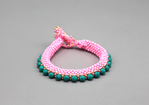 Elegant Green and Pink Glass Beads Women's Bracelet - nepacrafts