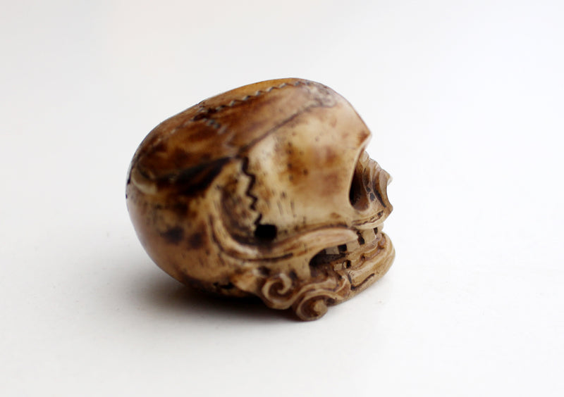 Bone Skull Hanging Handcarved Halloween Pendant - nepacrafts