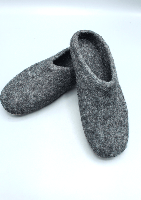 Hand Felted Woolen Classic Mens Slippers - Dark Grey