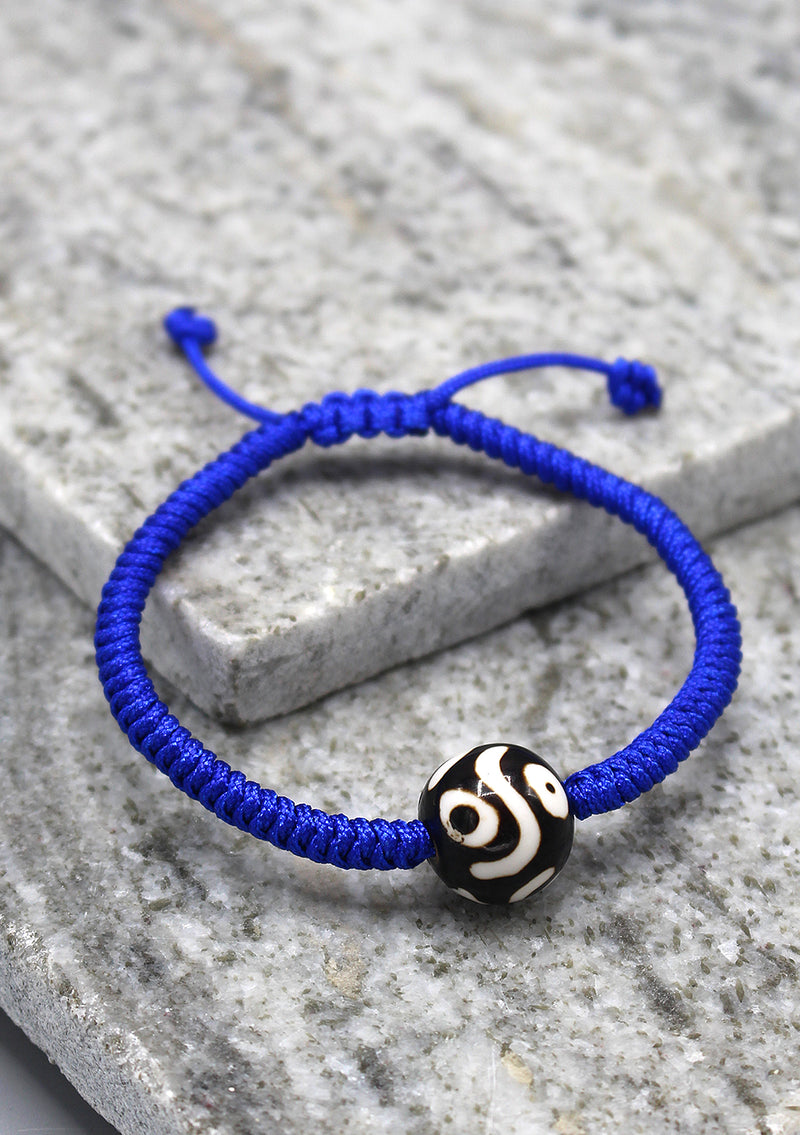 Lucky Knots Dzi Bead Blue Color Bracelet