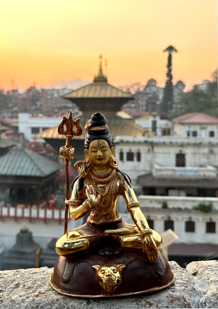 Divine Grace: Gold-Plated Lord Shiva Copper Statue
