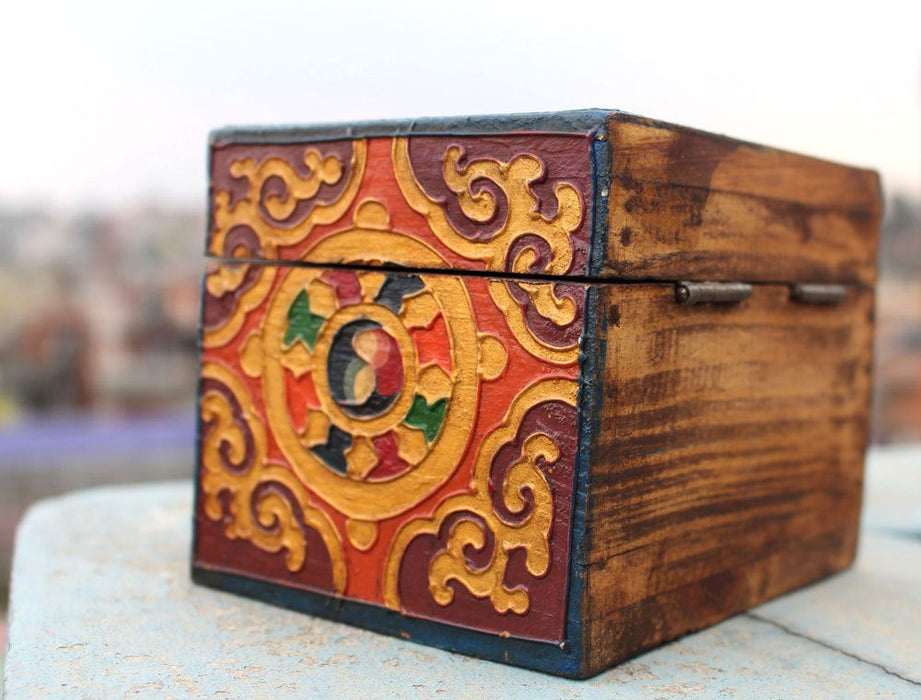 Tibetan Lucky Symbols Conch Decorative Wooden Box