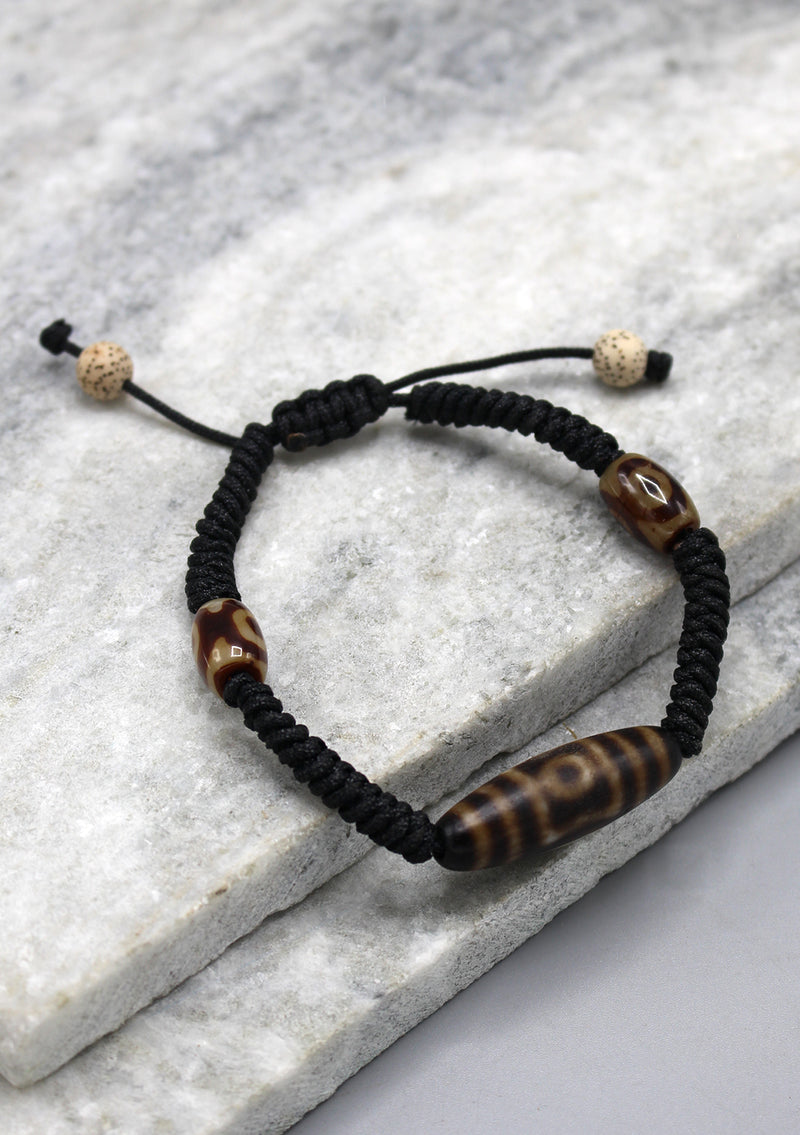 One Eye Dzi Bead in Black Lucky Knots Bracelet