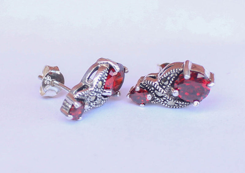 Shiny Garnet Inlaid Sterling Silver Earrings - nepacrafts