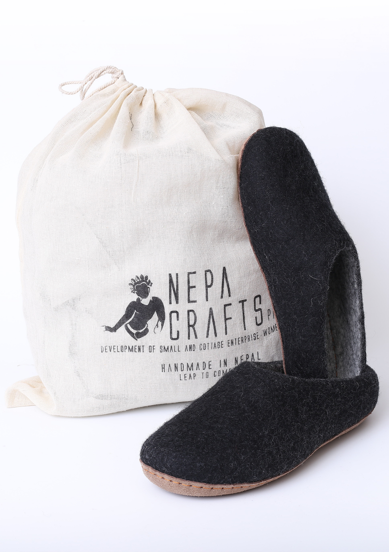 Handamade in Nepal  Woolen Cozy Indoor Men's Slippers - Black