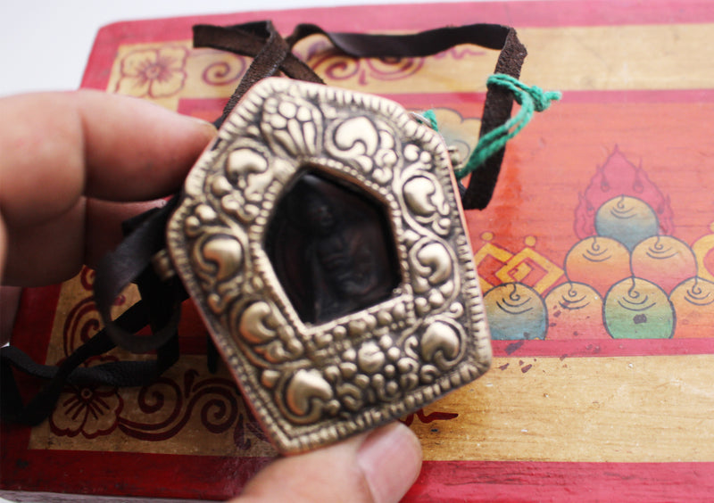 Shakyamuni Buddha Mini Ghau Pendant - nepacrafts