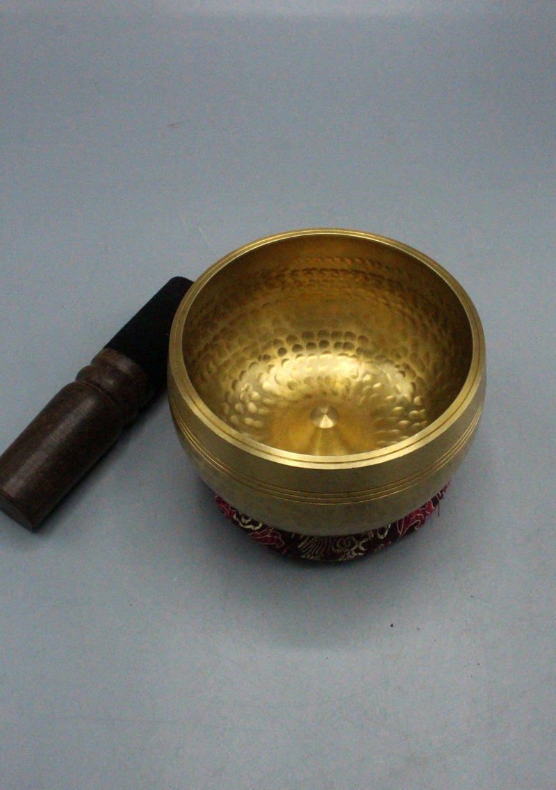 Hand Hammered Dot Print Lingam Singing Bowl