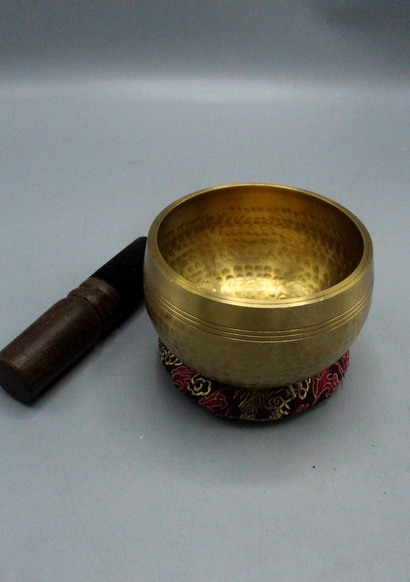 Hand Hammered Dot Print Lingam Singing Bowl