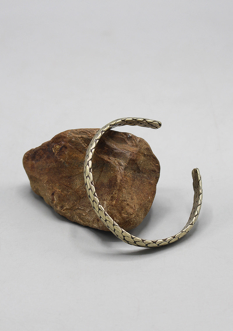Snake Scale Pattern Thin Bangles