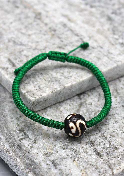 Lucky Knots Dzi Bead Green Bracelet