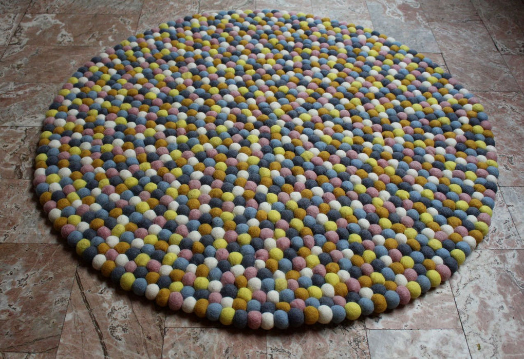 Ball Rug Lemon Berry Round Felt Ball Rugs 90 cm — NepaCrafts Product