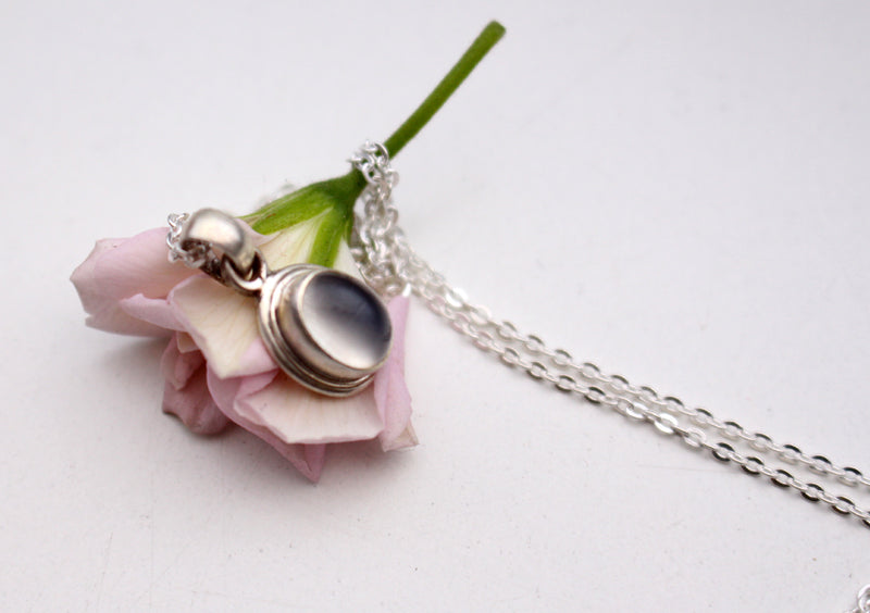Glorious 925 Silver Sterling Moonstone Pendant - nepacrafts