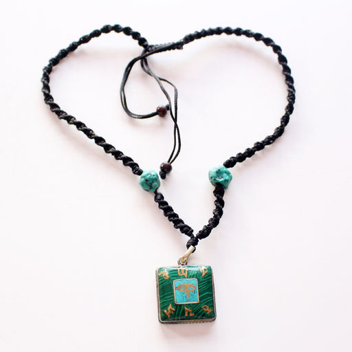 Inlaid Green Square Buddha Eye Pendant - nepacrafts